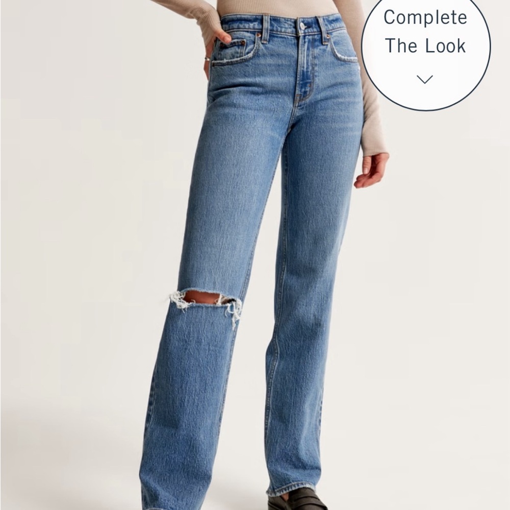Abercrombie curve love Mid Rise 90s Straight Jean size 2R